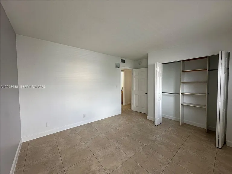 2705 NE 9th Ave #203 — Photo 27