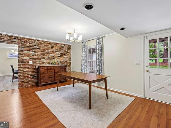 3rd image of 2862 Dunnington Cir