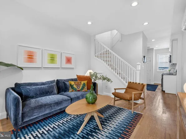 1372 C St NE, Washington, DC 20002