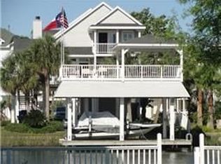 3307 Lanyard Pl, Galveston, TX 77554
