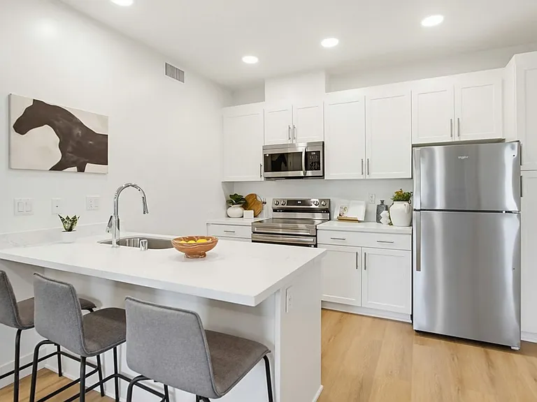 Euclid Apartments | National City — Photo 11