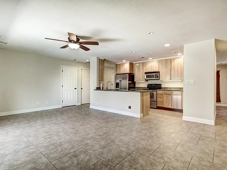 1737 E Pebble Beach Dr — Photo 32