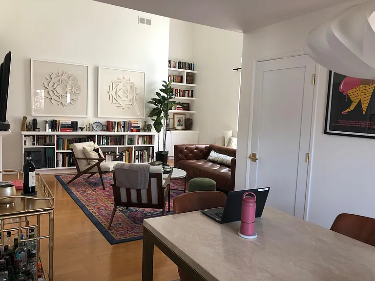945 N Hudson Ave #204 — Photo 13