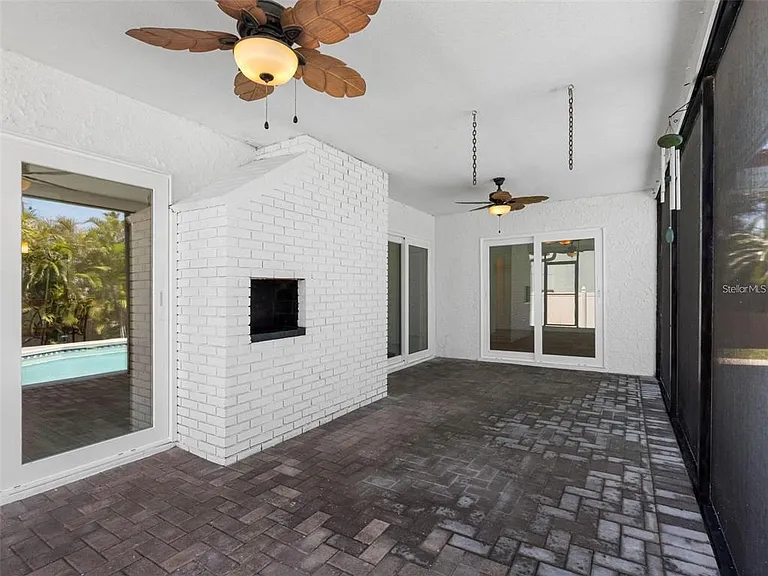 562 Johns Pass Ave — Photo 37