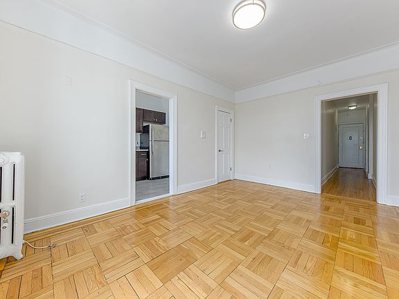 4th image of 4408 47th Ave APT D4