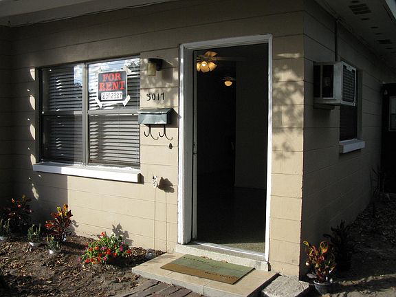 4th image of 3017 E Central Blvd