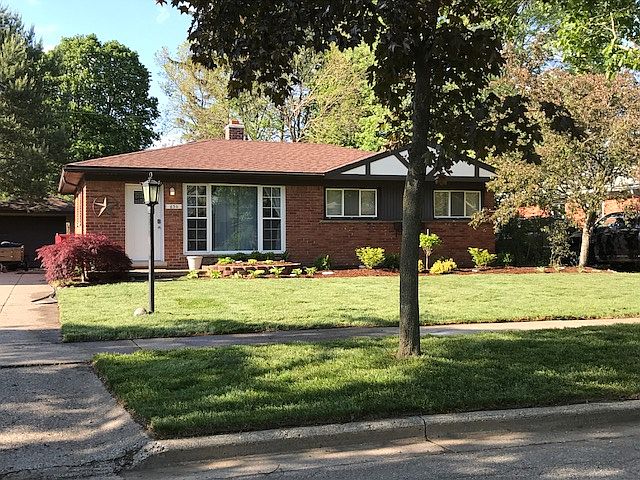 1st image of 630 Byron St
