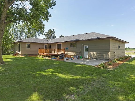 4th image of 24930 Cedar Ave