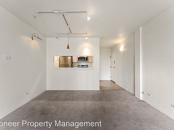 4th image of 400 S Lafayette St APT 1203