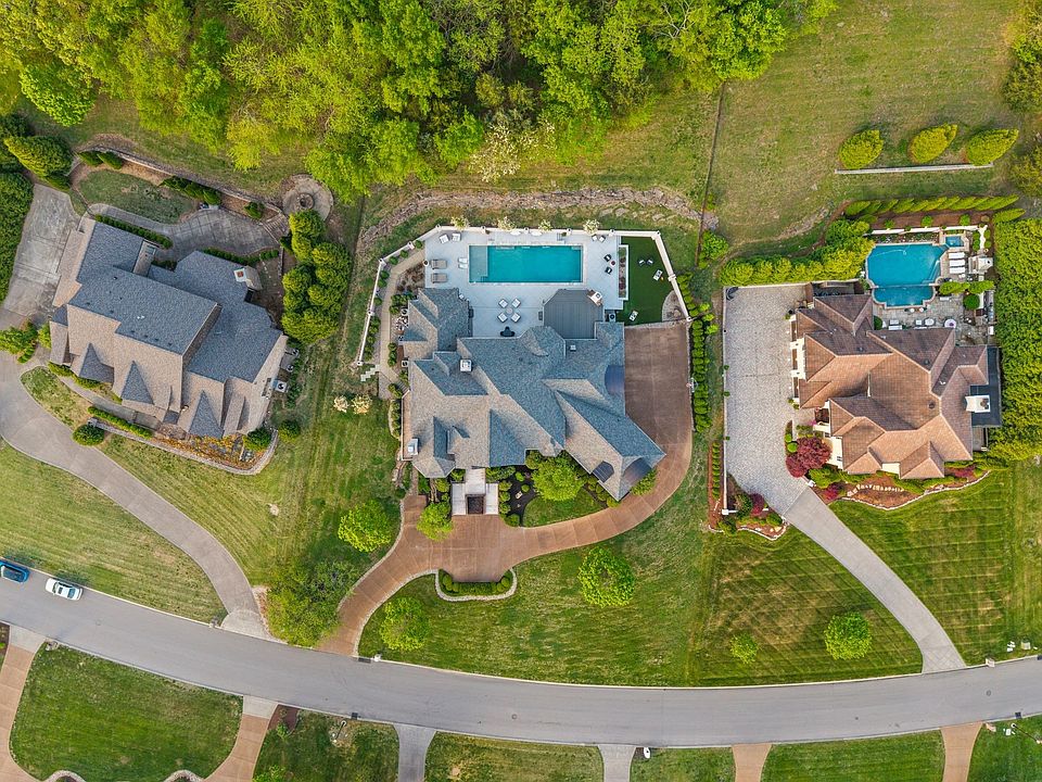 672 Legends Crest Dr, Franklin, TN 37069 | MLS #3180167 | Zillow