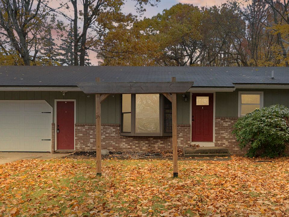 1st image of 11632 Woodgate Dr NW