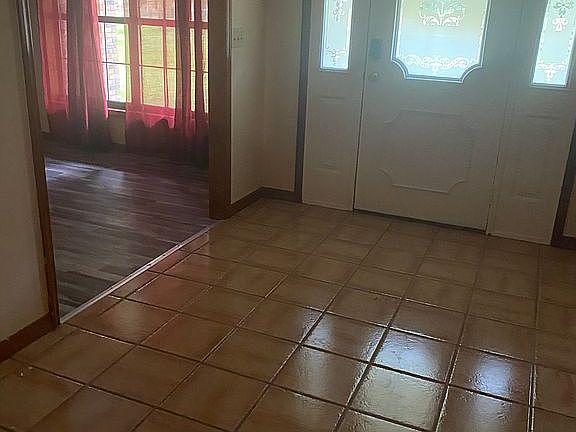 3rd image of 2848 Carriage Ct