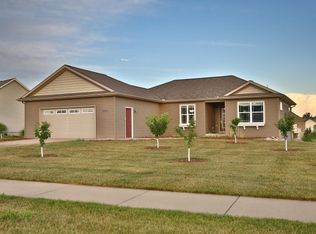 7080 Jasper Dr, Hudsonville, MI 49426