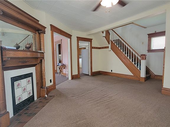 4th image of 304 Oakwood Ave