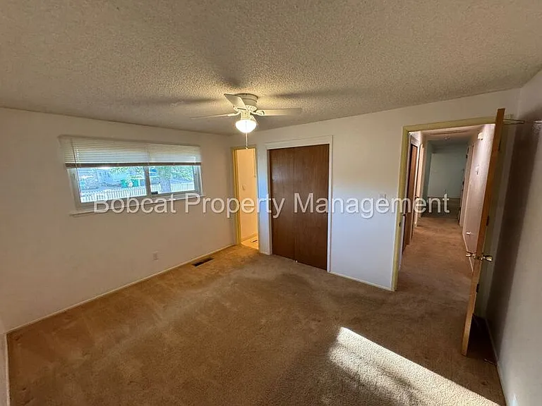 1316 Stanford Dr — Photo 18