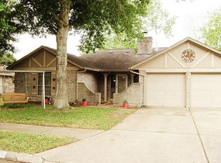 5605 Cunningham Dr, Pearland, TX 77581