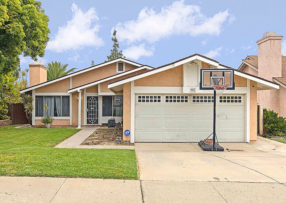 1st image of 953 Blossom Hill Dr
