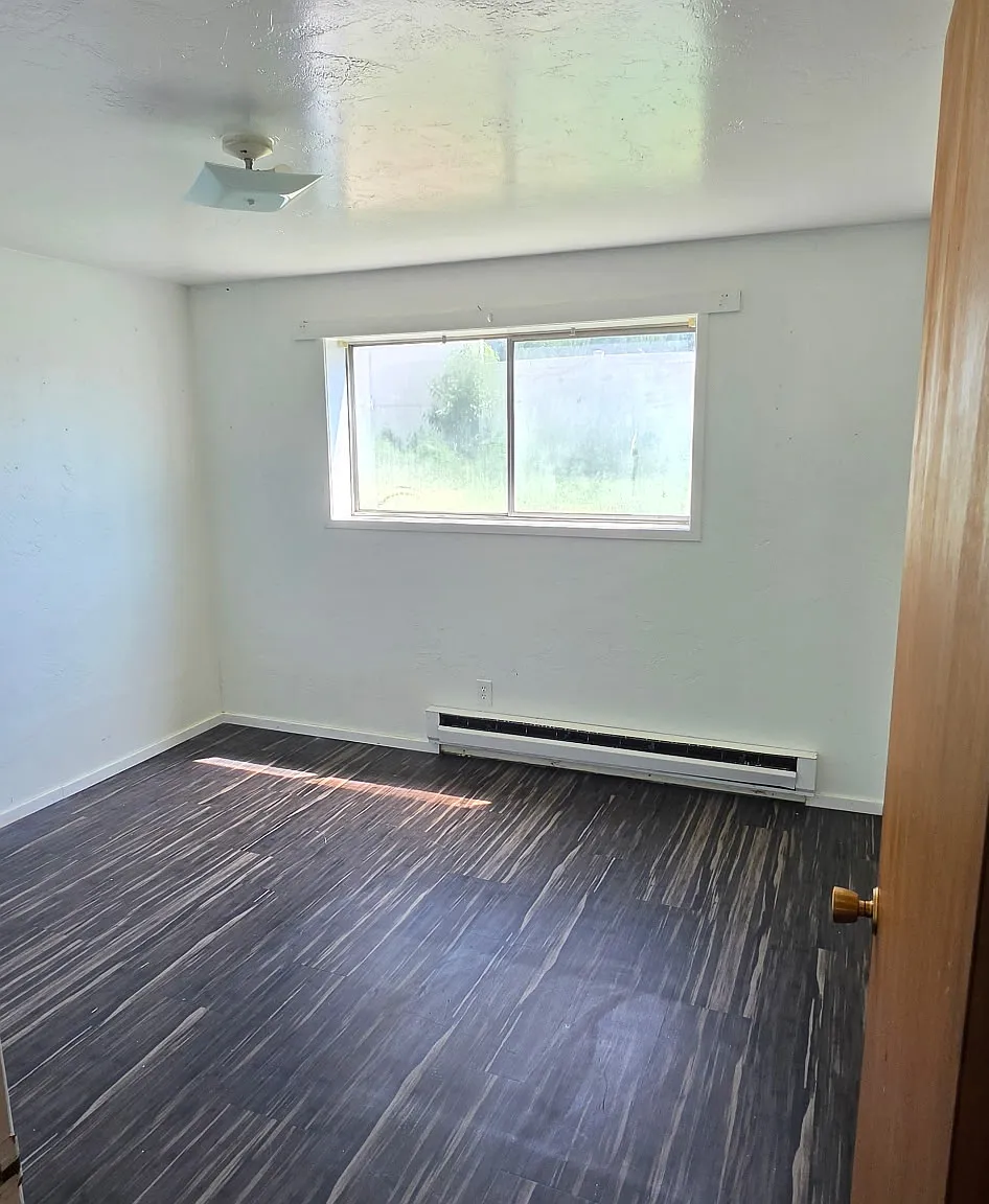 310 Moonlite Drive - 32 — Photo 3