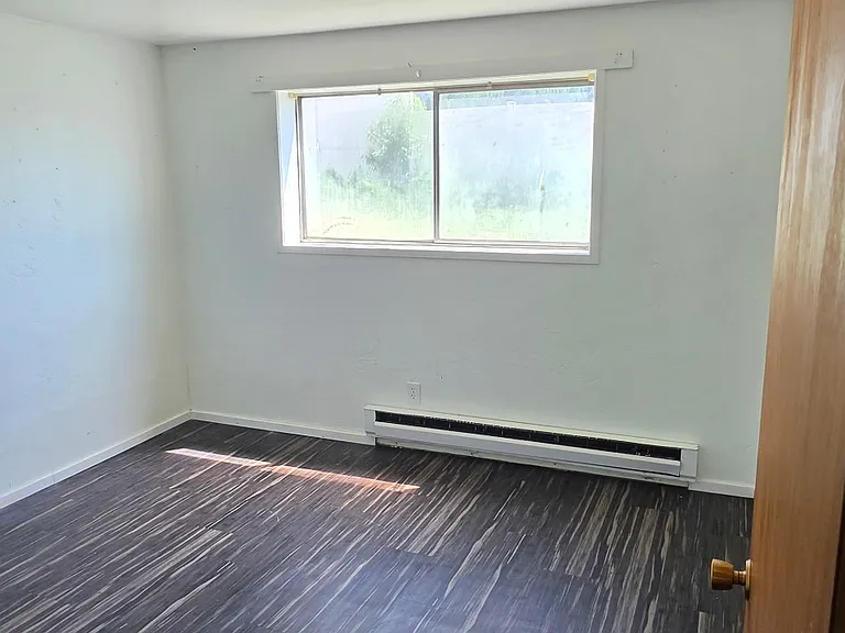 310 Moonlite Dr #32 — Photo 3
