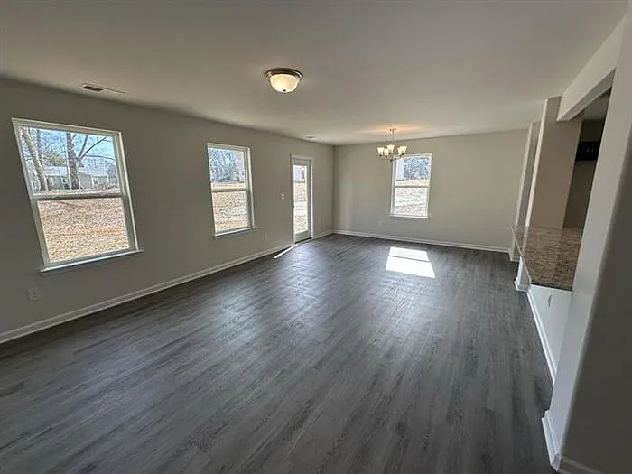 1223 Dodd St — Photo 7