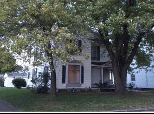 416 W Harrison St, Sullivan, IL 61951