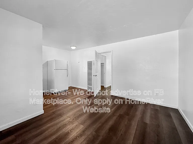 590 Las Palmas Ave #7 — Photo 4
