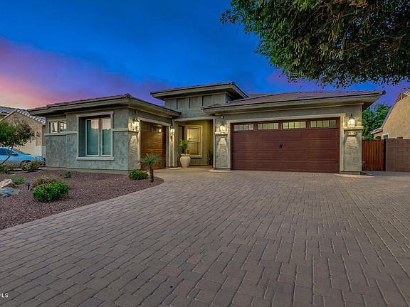 3rd image of 1160 E Oriole Dr