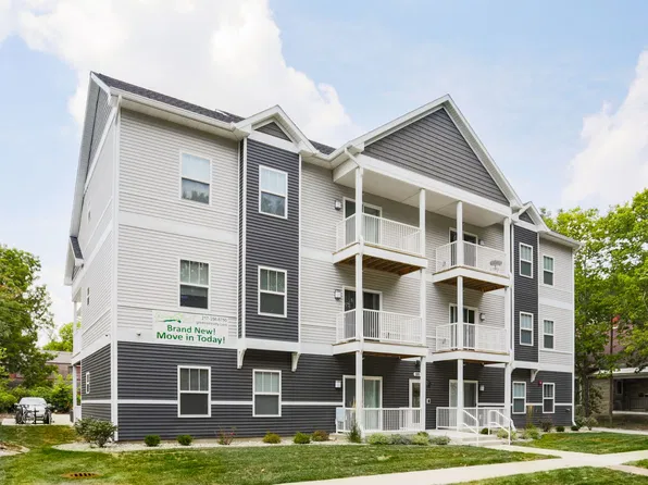 509 S Elm St, Champaign, IL