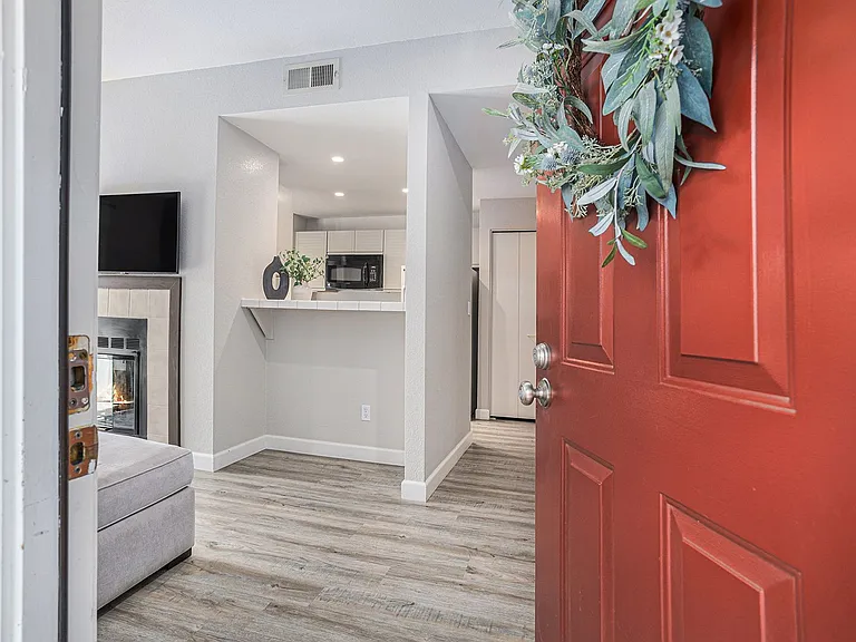 7730 Canyon Meadows Cir #C — Photo 4