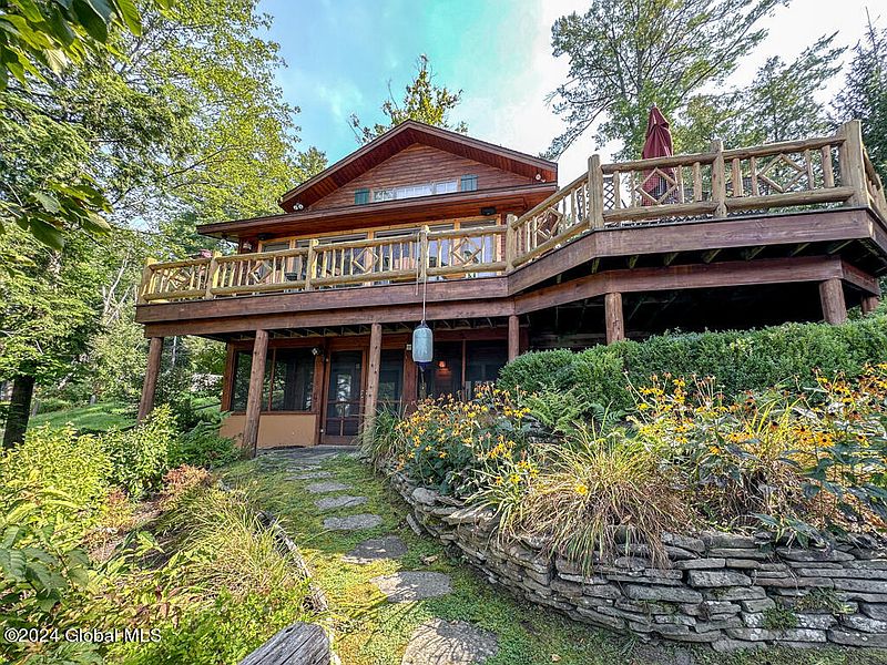 4th image of 2126 Black Point Road