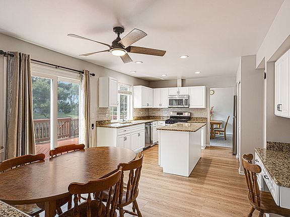 4th image of 1650 Charlotte Cir