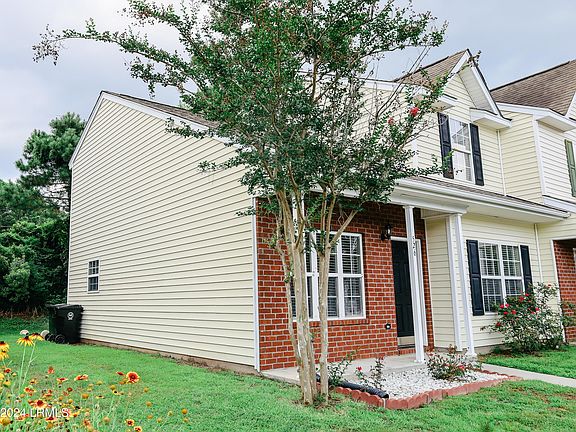 2nd image of 526 Candida Drive