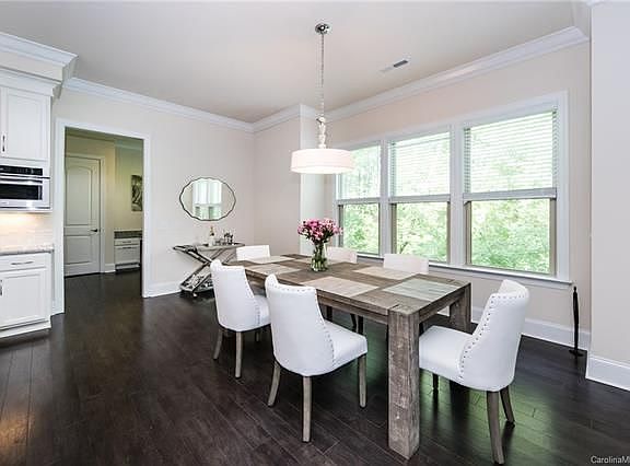 5th image of 8704 Clavemorr Glenn Ct