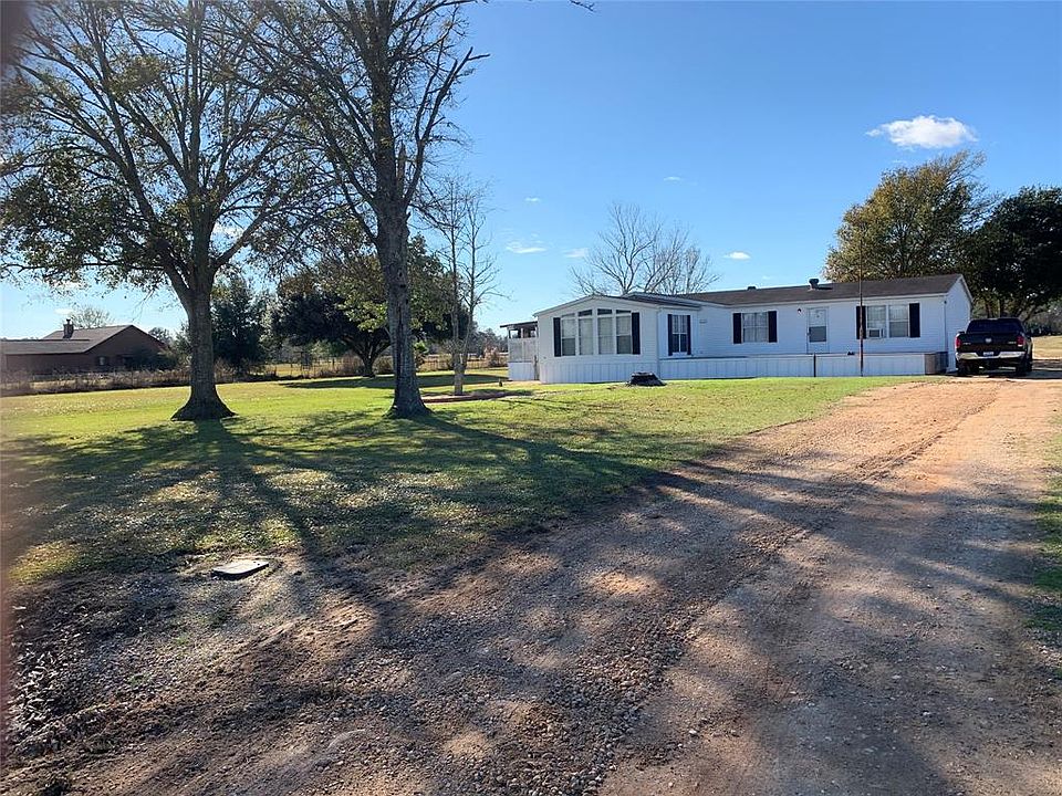 1st image of 1439 County Road 2270