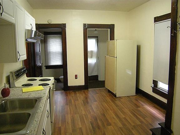 2nd image of 634 Wellmeier Ave