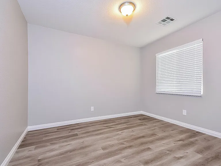 4913 Shady Rim Ct — Photo 13