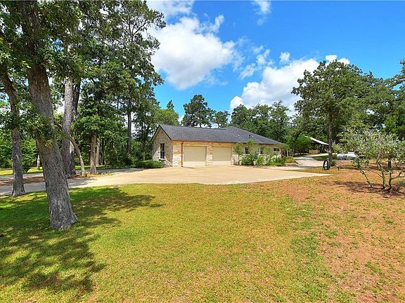 5th image of 176 Cassel Way