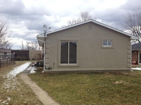 2nd image of 242 S Allison Ave