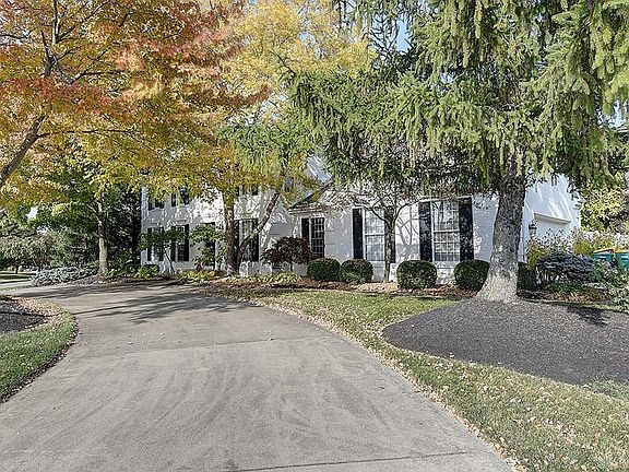 3rd image of 3606 Barlington Ct