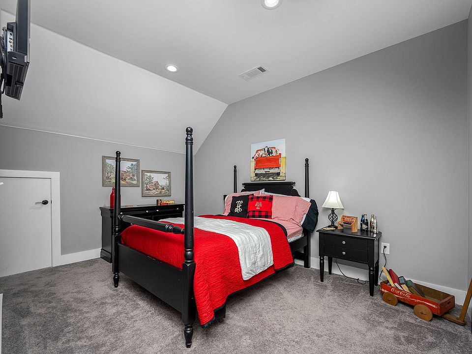 43rd image of this home