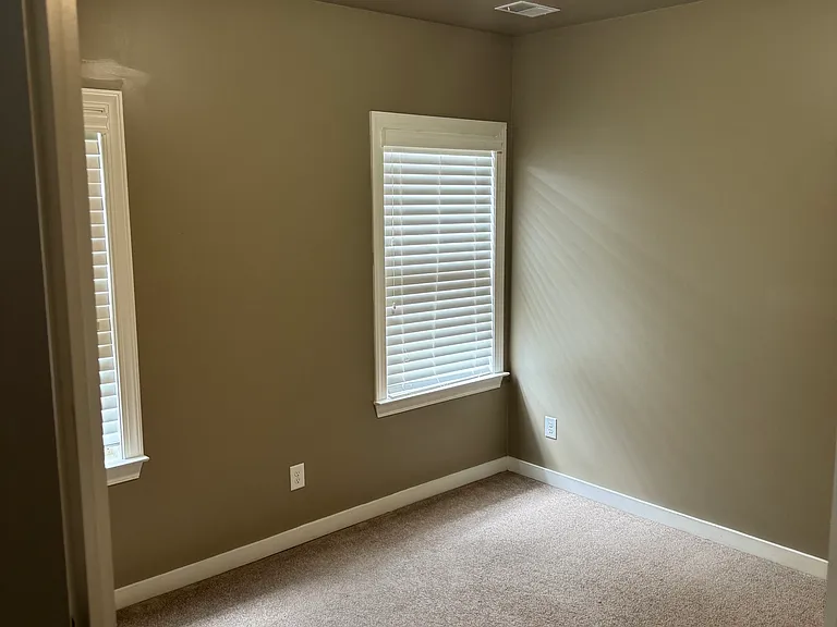 6121 Clubhouse Dr — Photo 73