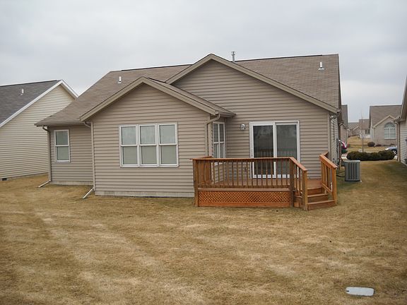 2nd image of 26312 Edgewater Dr
