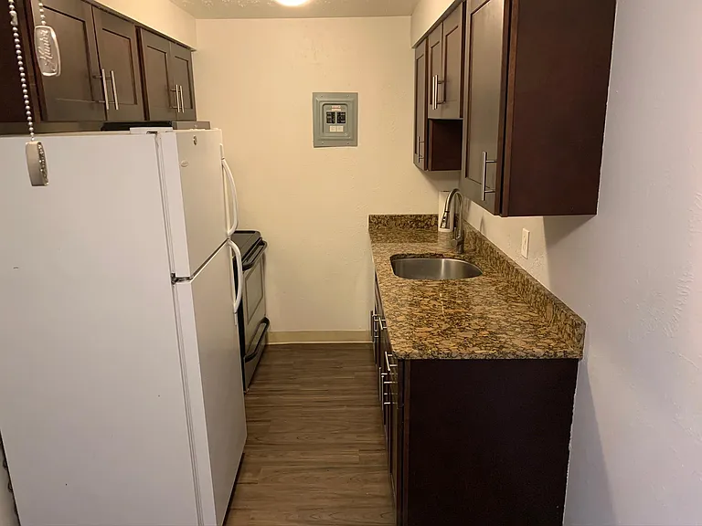 625 N Pennsylvania St #205 — Photo 5