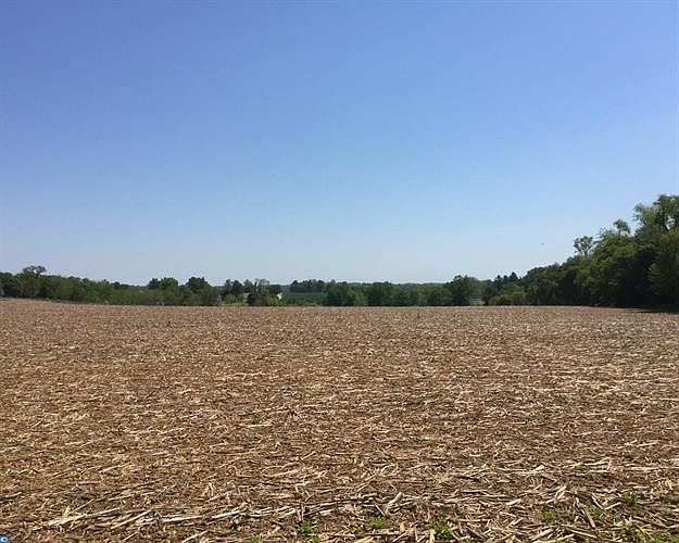 2nd image of 4 Hershey Ln