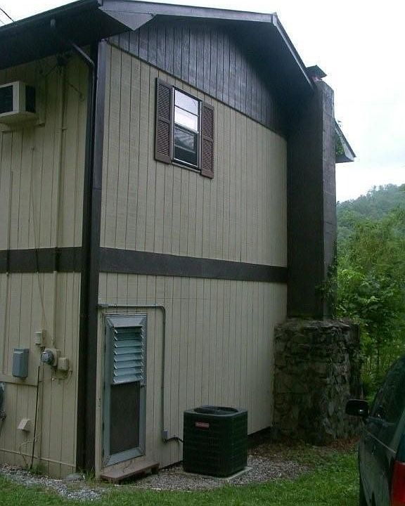 1st image of 344 Peace Mtn