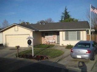 875 Fillippelli Dr, Gilroy, CA 95020