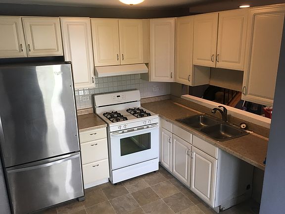 5th image of 701 Weymouth Cir