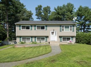 13 Craven Ter, Derry, NH 03038