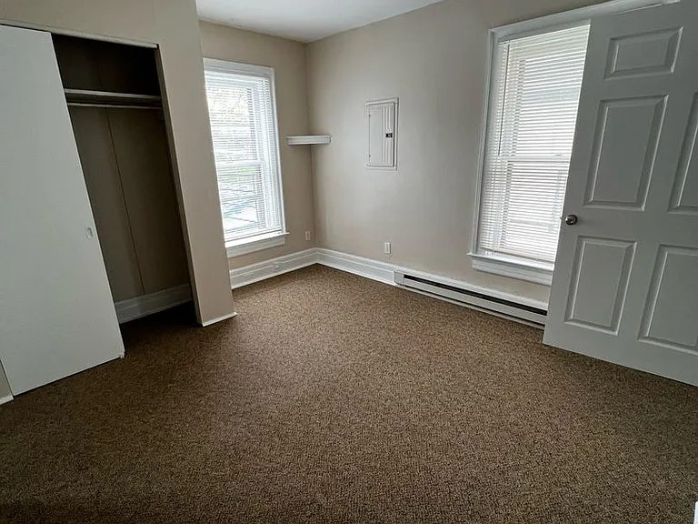 51 Rutgers St #8 — Photo 6