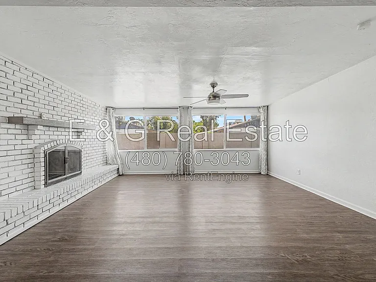1711 W Montecito Ave — Photo 3